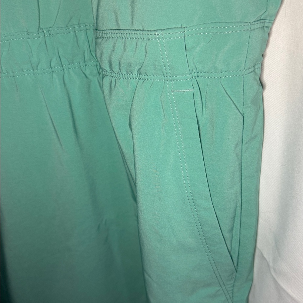 The North Face Women’s Mint Green Sleeveless Drawstring Waist Skort Romper XXL - Picture 6 of 15